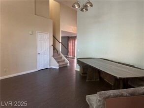 9329 Mountain Rise Ave in Las Vegas, NV - Building Photo - Building Photo