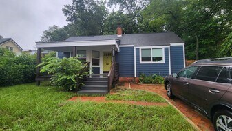 207 Highland Ave in Fayetteville, NC - Building Photo