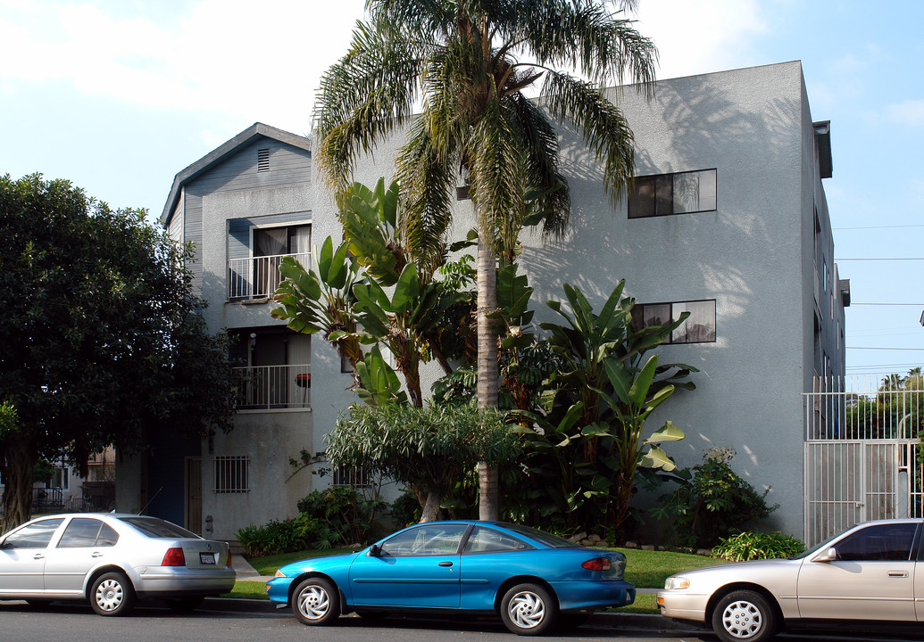 965 S Kenwood Ave in Inglewood, CA - Foto de edificio