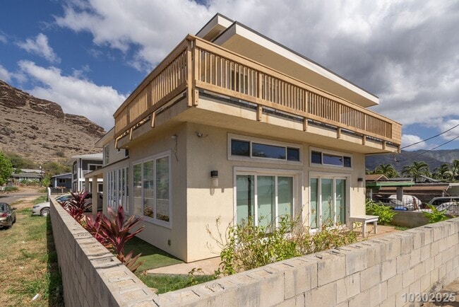 property at 87-1320-1450 Farrington Hwy