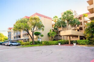 404 NW 68th Ave in Plantation, FL - Building Photo