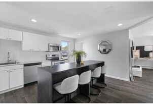 55 Howe St in Meriden, CT - Building Photo