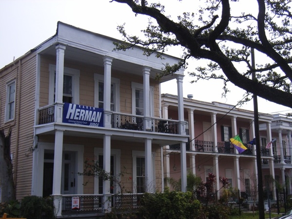 1265 Esplanade Ave in New Orleans, LA - Foto de edificio - Building Photo