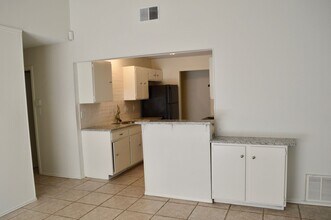 3318 Stoney Mist in San Antonio, TX - Building Photo - Building Photo