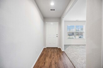 5627 Rainflower Terrace Ln in Spring, TX - Foto de edificio - Building Photo