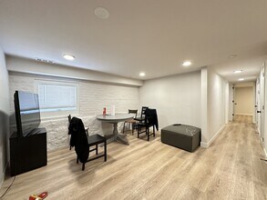 2620 W Rice St in Chicago, IL - Building Photo - Building Photo