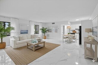 5731 NE 18th Ave in Fort Lauderdale, FL - Building Photo - Building Photo