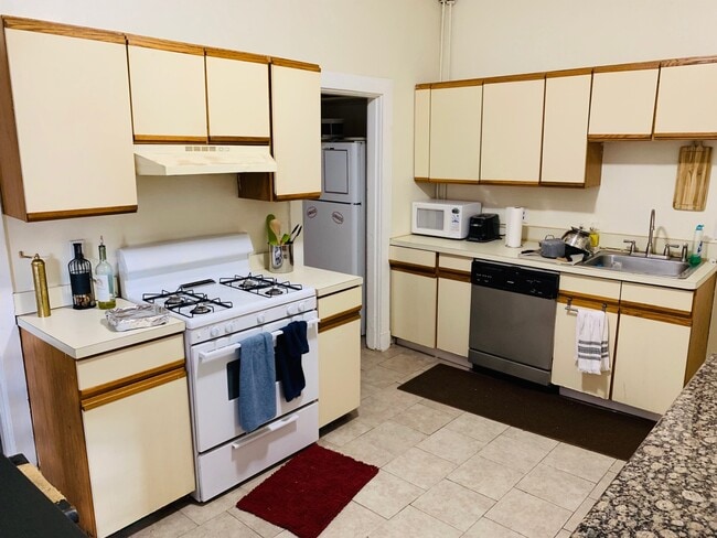 1288 Commonwealth Ave, Unit 1