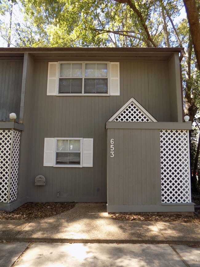 property at 653 Plymouth Ct