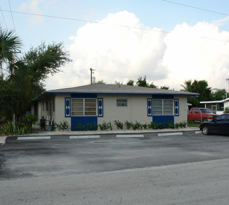 732 SE 15th St in Fort Lauderdale, FL - Foto de edificio