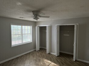 5091 Farm Valley Dr NE in Woodstock, GA - Building Photo - Building Photo