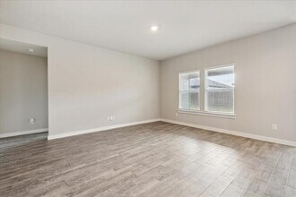 605 Griffith Pk Trl in Alvarado, TX - Building Photo - Building Photo