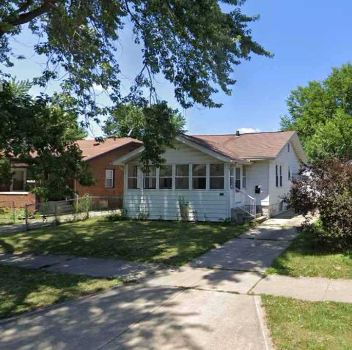 1314 Sedgwick St in Decatur, IL - Building Photo