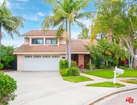 19421 Hallmark Ln in Cerritos, CA - Building Photo