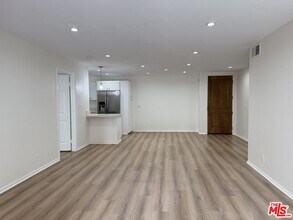 8601 Falmouth Ave in Los Angeles, CA - Building Photo - Building Photo