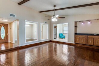 2625 Briar Hill Dr in Carrollton, TX - Building Photo - Building Photo