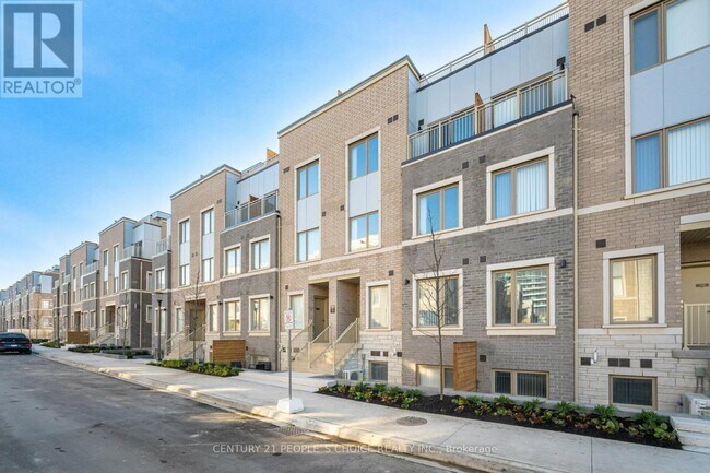 150 Honeycrisp Cres in Vaughan, ON - Building Photo - Building Photo