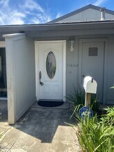 1160 Kenwal Rd in Concord, CA - Building Photo - Building Photo