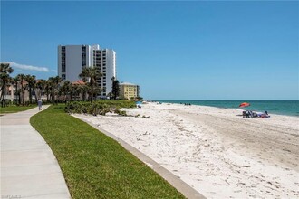 3951 Gulf Shore Blvd N-Unit -1005 in Naples, FL - Building Photo - Building Photo