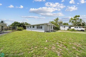 1700 NW 15th St in Fort Lauderdale, FL - Building Photo - Building Photo