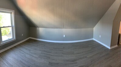 15 Wheelock St, Unit C in Manchester, NH - Building Photo - Building Photo