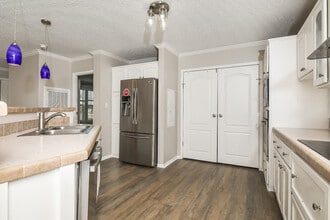 109 Hillmont Ct in Conway, SC - Foto de edificio - Building Photo