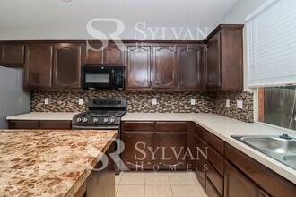 3932 Old Richwood Ln in Fort Worth, TX - Building Photo - Building Photo