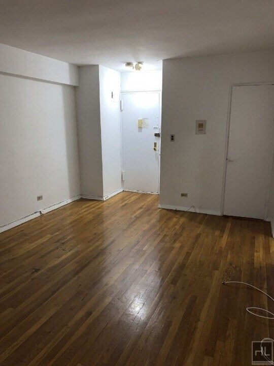 East 58th Street in New York, NY - Foto de edificio