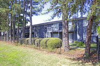 Brookstone Apartments in Hueytown, AL - Foto de edificio - Building Photo