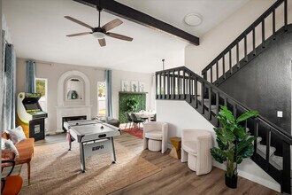 15232 N 49th St in Scottsdale, AZ - Building Photo - Building Photo