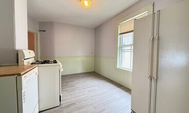 57 Rindge Ave, Unit A in Cambridge, MA - Building Photo - Building Photo