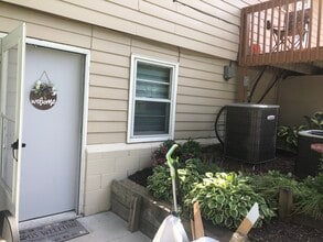 207 N Stark St in Bennington, NE - Building Photo - Building Photo