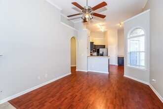 9992 Misty Elm Dr in Memphis, TN - Building Photo - Building Photo