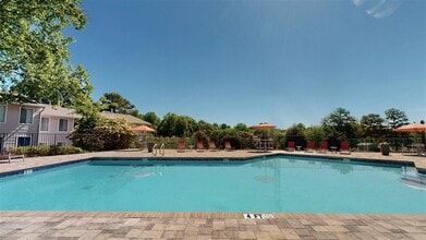 Vue on Medlock in Peachtree Corners, GA - Building Photo - Building Photo