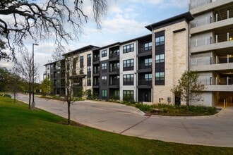 Carrington at Oak Hill in Austin, TX - Building Photo - Building Photo