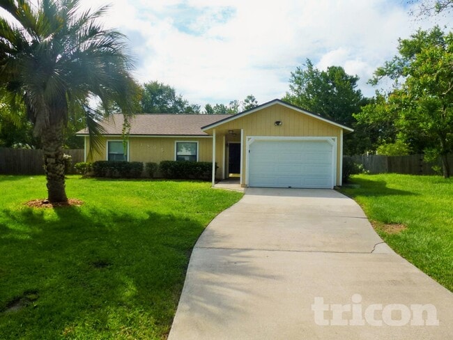 property at 1805 Clover Ct