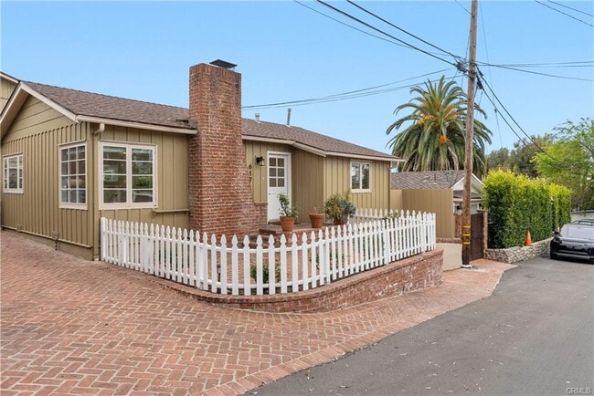 617 Lombardy Ln in Laguna Beach, CA - Building Photo - Building Photo
