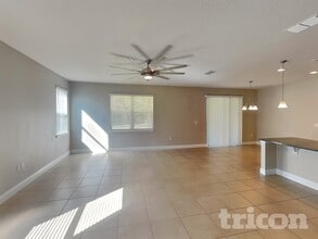 1375 Riley Cir in DeLand, FL - Building Photo - Building Photo