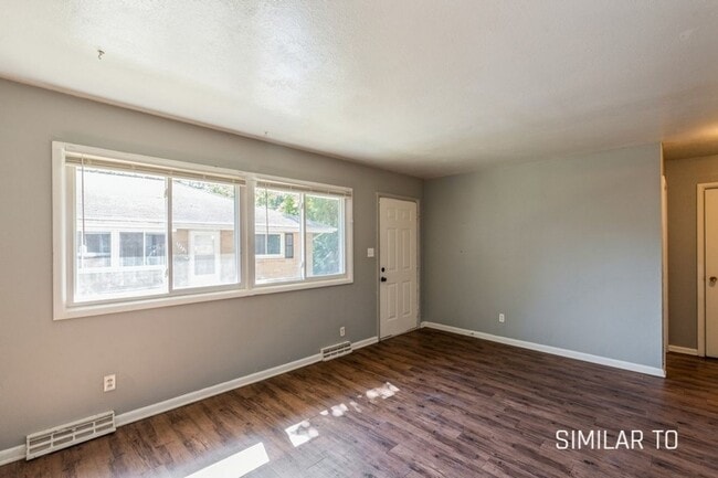 3422 SW 8th St in Des Moines, IA - Building Photo - Building Photo