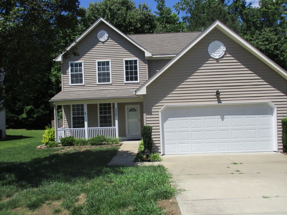 4269 Teakwood Dr in Williamsburg, VA - Building Photo