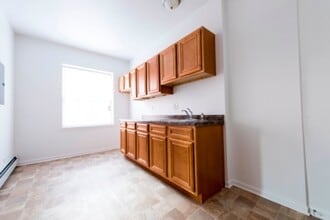 4815 W Monroe in Chicago, IL - Building Photo - Building Photo