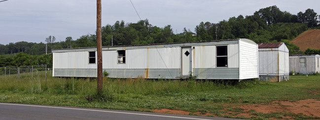 1385 Main St in Maynardville, TN - Building Photo - Building Photo