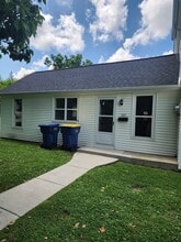 102 S Bachus St in Corunna, MI - Building Photo - Building Photo