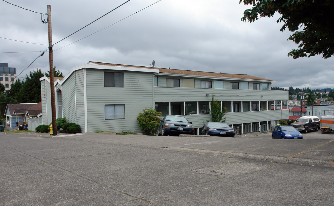 Pleasant View Apartments in Bremerton, WA - Building Photo