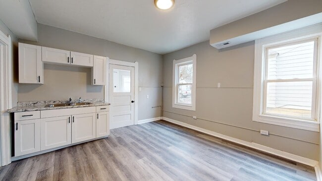 property at 2817 Roanoke Ave
