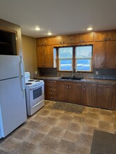 1620 3rd Ave SE, Unit 2 in Aberdeen, SD - Building Photo - Building Photo