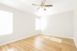 4427 Pecan Creek Cir N in Memphis, TN - Building Photo - Building Photo