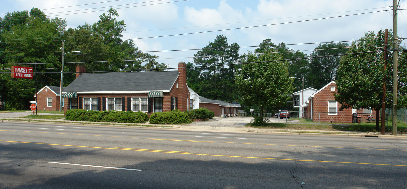 2109 Ramsey St in Fayetteville, NC - Building Photo