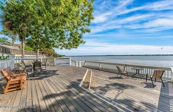 225 S Tropical Trail in Merritt Island, FL - Building Photo - Building Photo