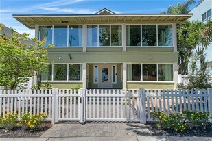 1123 E Ocean Blvd in Long Beach, CA - Building Photo